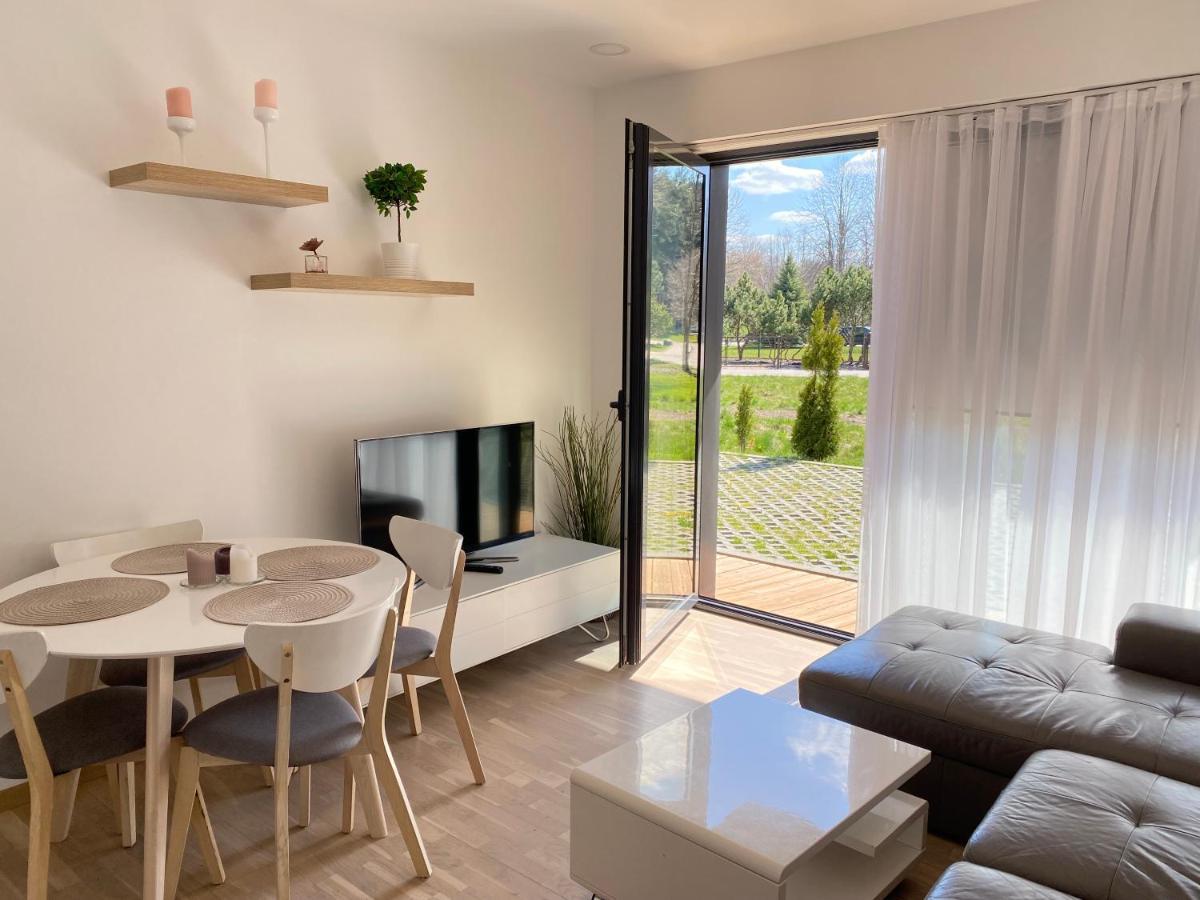 Smilciu Trio Keturvieciai Apartamentai Su Terasa Palanga Exterior foto